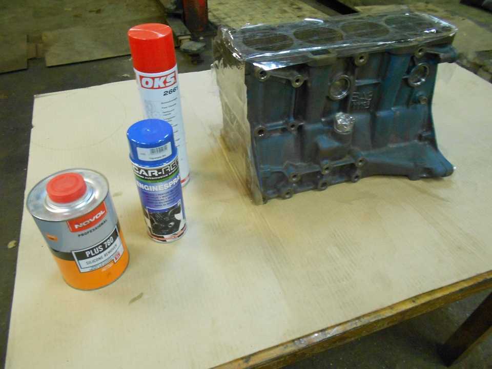 Чем покрасить алюминиевый блок двигателя. красим двигатель авто: советы автовладельцам. какая краска подходит для окрашивания двигателя