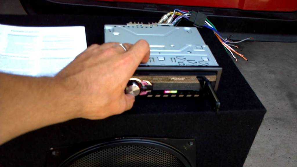 Как правильно усилить радиосигнал в автомагнитоле