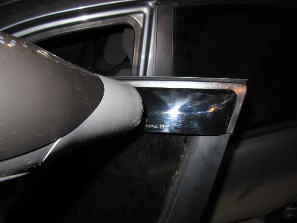 Для чего нужны дефлекторы окон автомобиля и как установить их, чем приклеить