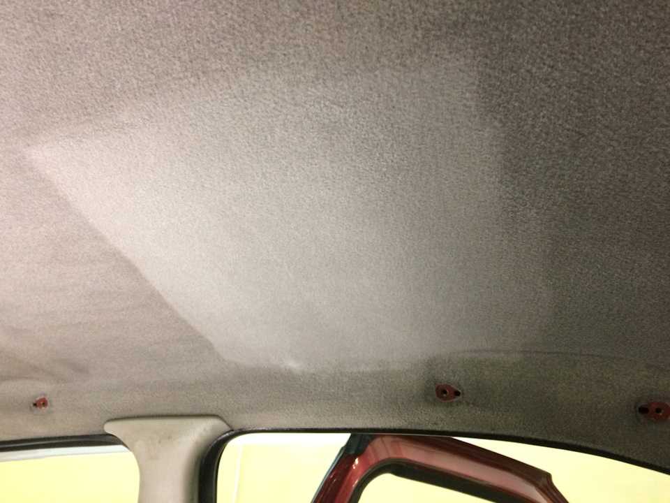 Как очистить потолок автомобиля своими руками?