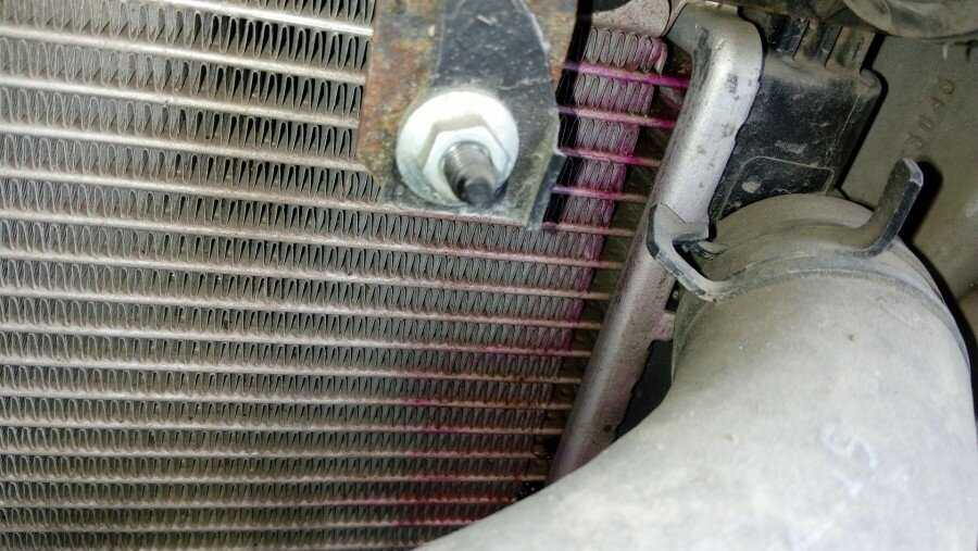 Как устранить течь радиатора автомобиля: что делать? | tuningkod
