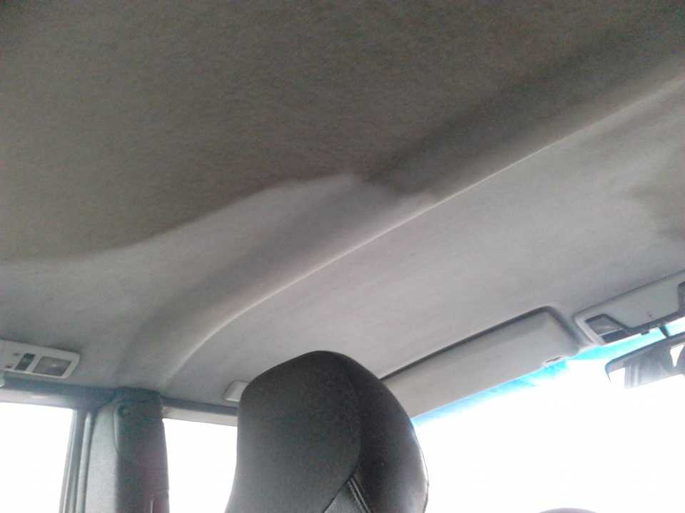 Как сделать химчистку потолка в автомобиле?