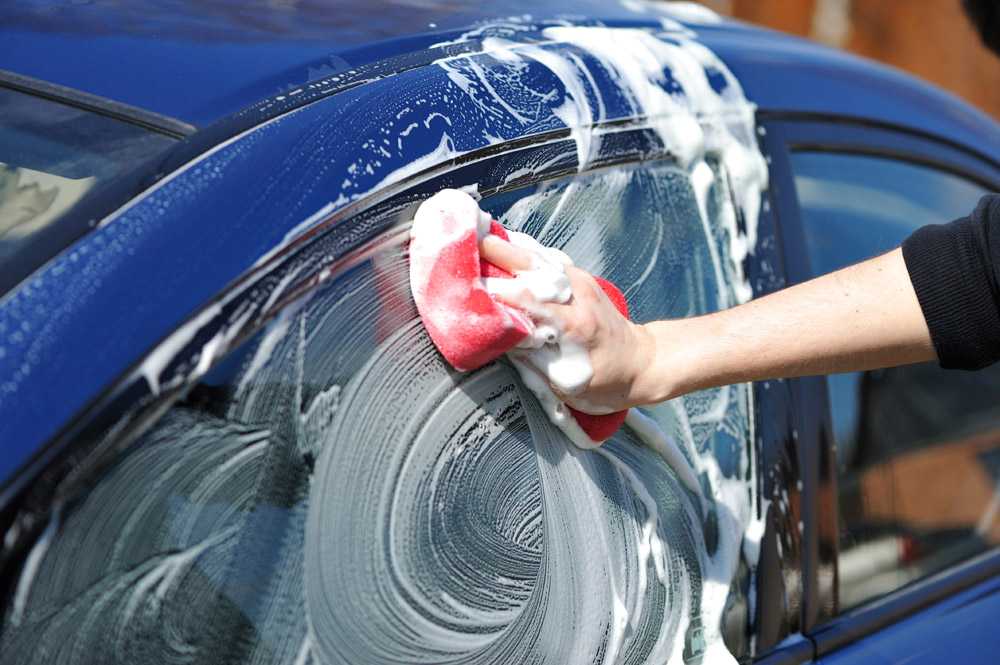 Как правильно мыть машину своими руками + видео-инструкция