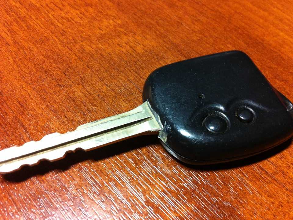 Что делать, если потерял ключи от машины с иммобилайзером и брелком