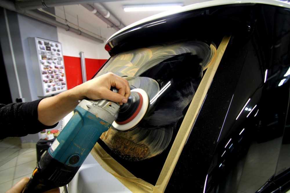 Полировка стекла автомобиля от царапин: технология, инструменты, материалы