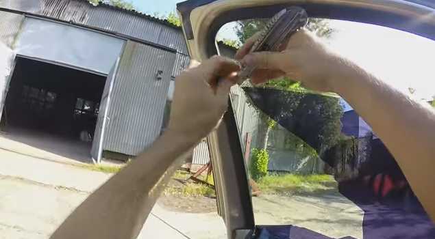 Как снять тонировку со стекла автомобиля самому в домашних условиях
