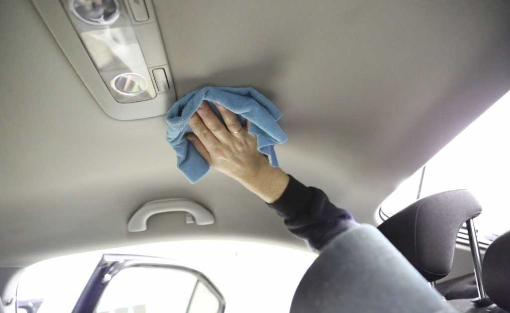 Как и чем почистить салон автомобиля своими руками