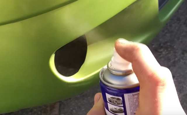 Несколько способов, как вернуть цвет пластика на бамперах и удалить царапины
