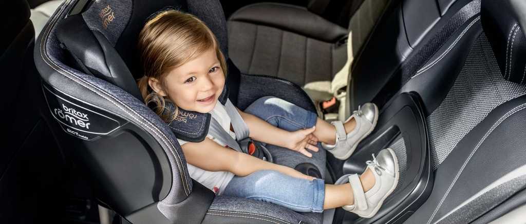 5 автокресел-бустеров для детей в машину от aliexpress