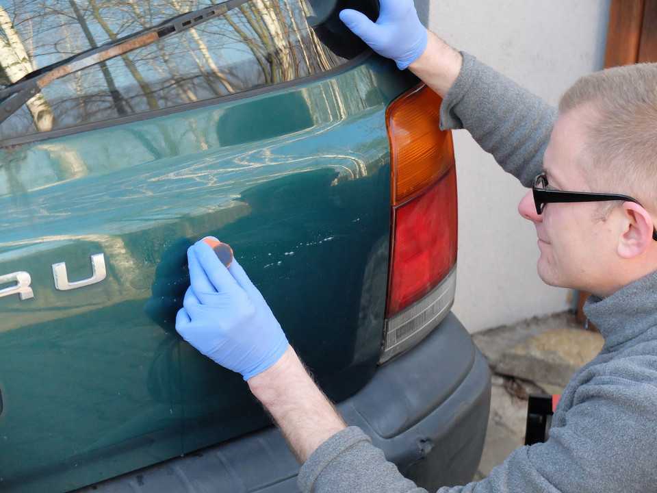 Лучшее лакокрасочное покрытие автомобиля. Лакокрасочное покрытие автомобиля. Восстановление лакокрасочного покрытия авто. Лакокрасочное покрытие машины. Лаковое покрытие автомобиля.