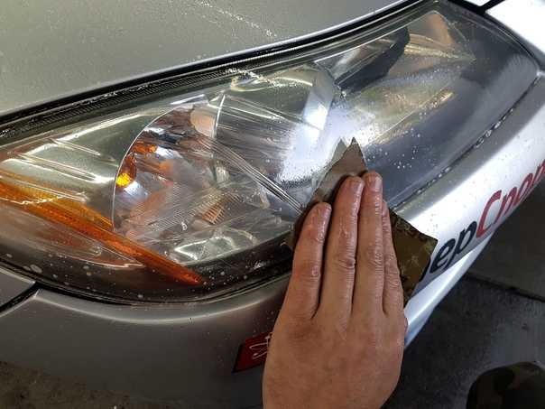 Все о секретах полировки фар автомобиле своими руками