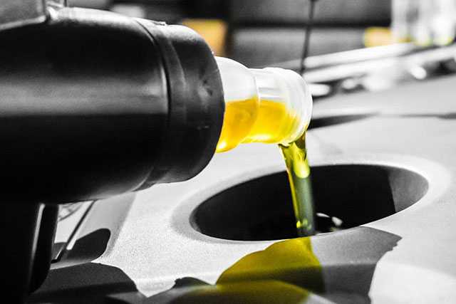 Что такое гидрокрекинговое моторное масло