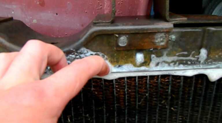 Способы устранения течи в радиаторе системы охлаждения автомобиля своими руками