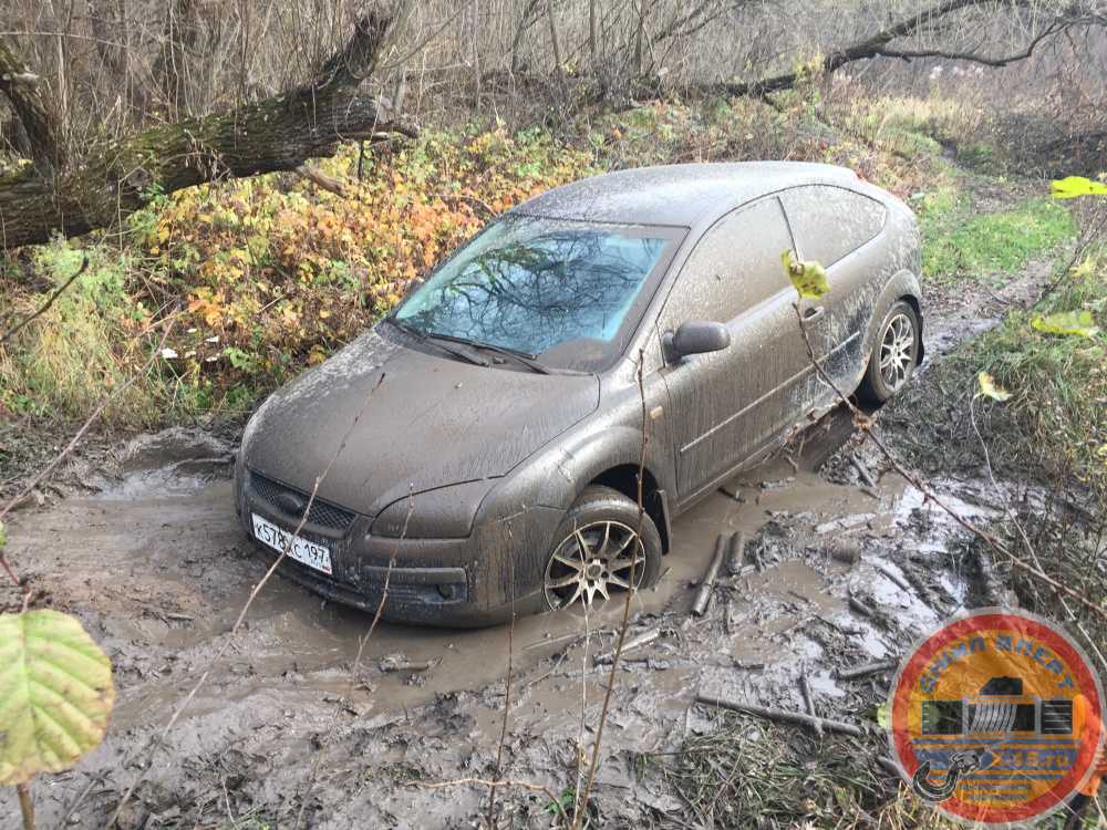 Что делать, если машина застряла в грязи
