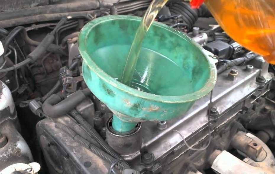 Как правильно мыть двигатель автомобиля от масла, мазута, нагара без разбора своими руками