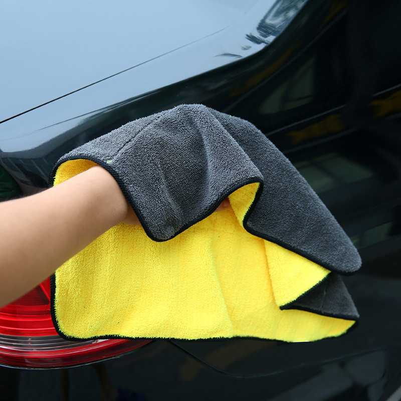 Что выбрать для мытья автомобиля: щетка, губка или тряпка