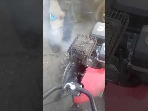 Двигатель мотоблока дымит черным дымом