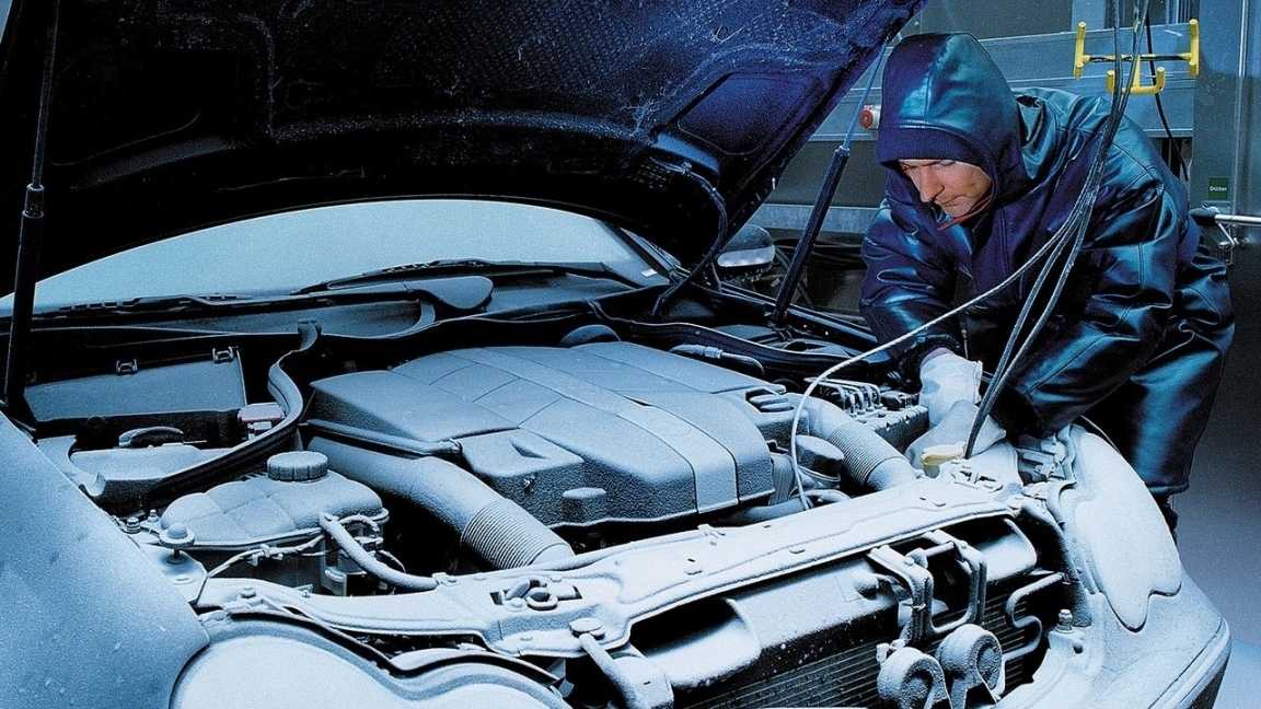 Необходимо ли прогревать двигатель автомобиля в зимнее время года?