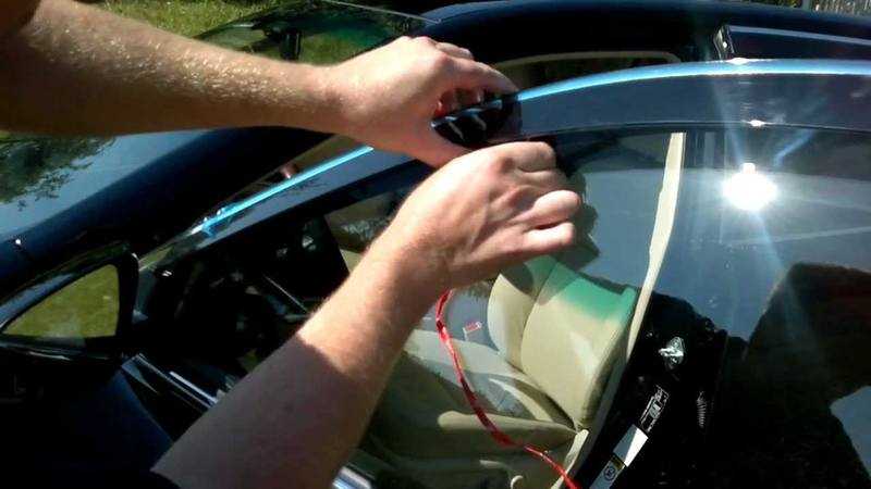 Установка дефлекторов окон на авто своими руками: последовательность работ, опасные участки и варианты крепления