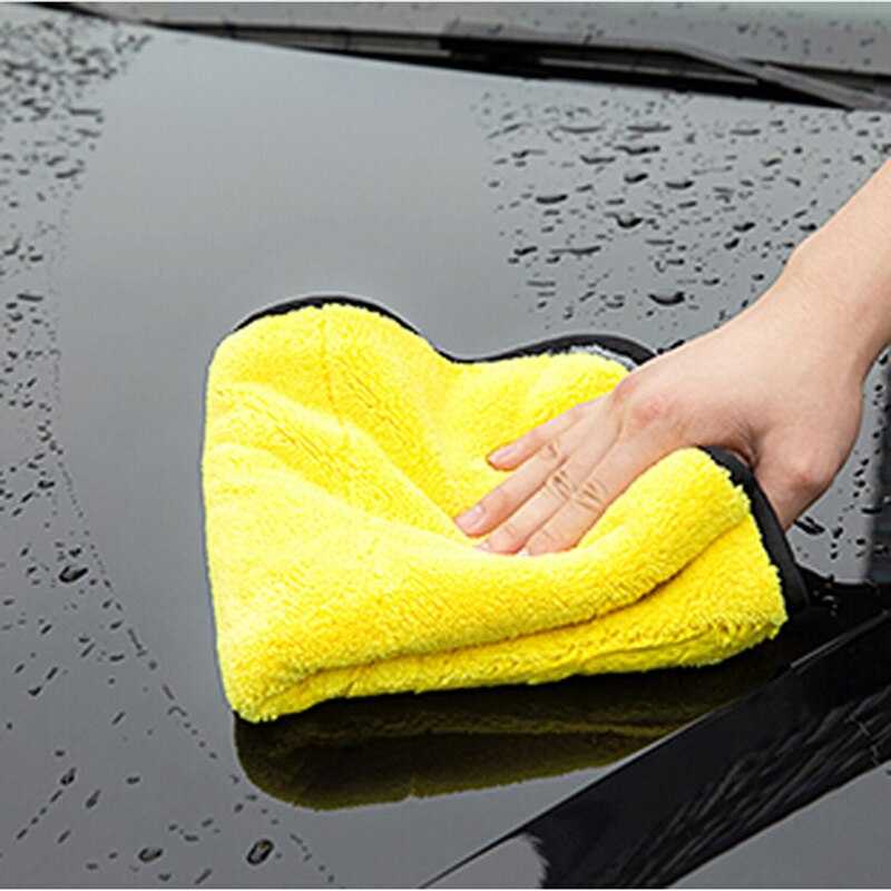 Что выбрать для мытья автомобиля: щетка, губка или тряпка