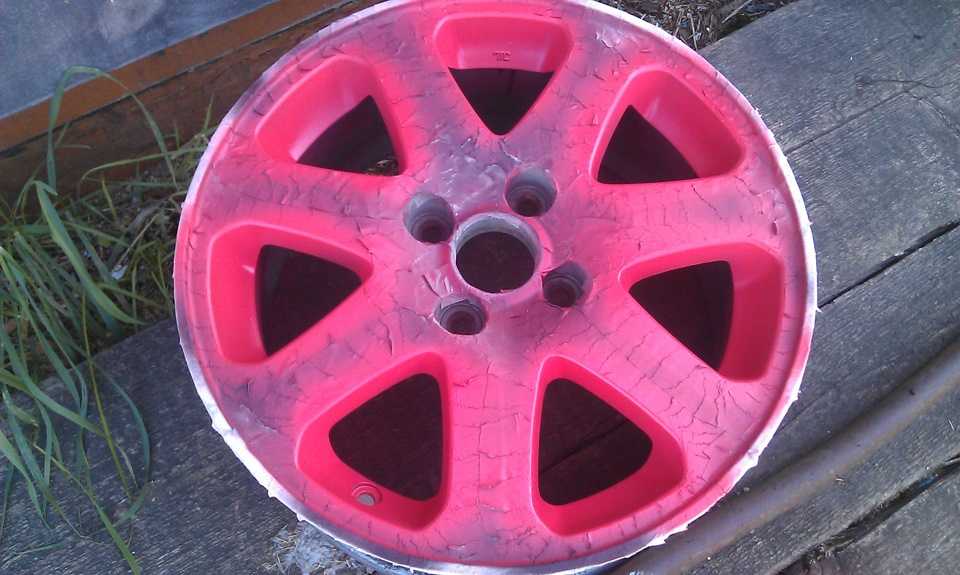 Чем и как покрасить колесные диски самостоятельно