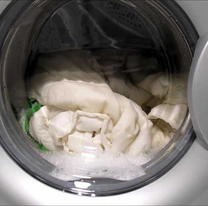 Как почистить овчину в домашних условиях, можно ли ее стирать в стиральной машине?